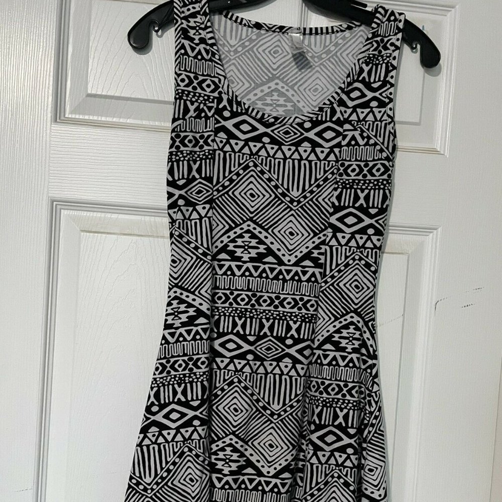 Women's dress
